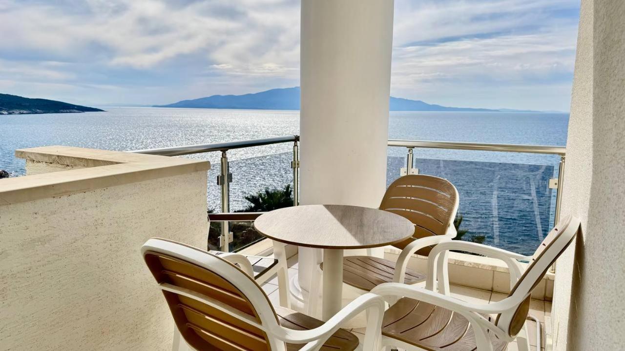 White Sea View Residence Σαράντα Εξωτερικό φωτογραφία