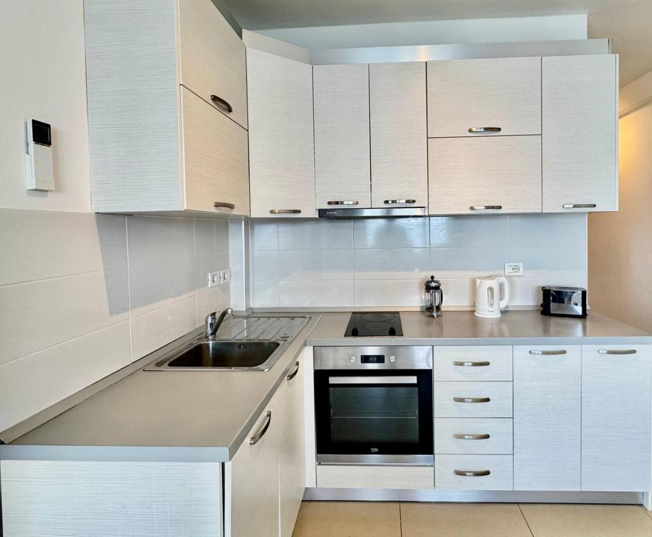 White Sea View Residence Σαράντα Εξωτερικό φωτογραφία