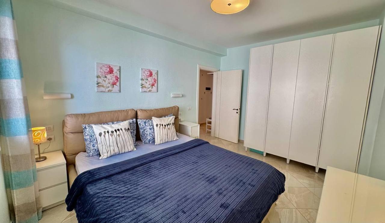 White Sea View Residence Σαράντα Εξωτερικό φωτογραφία